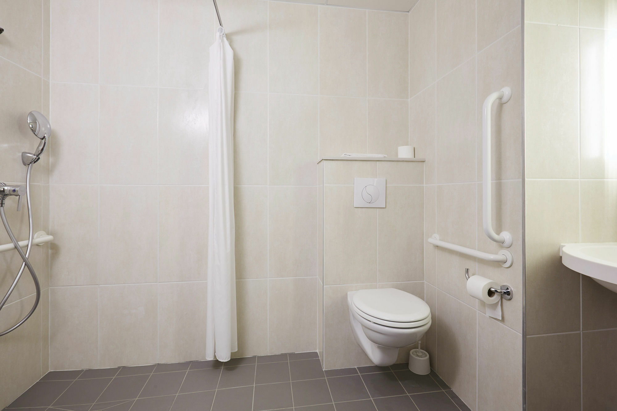 B&B Hotel Rennes Sud Chantepie Esterno foto